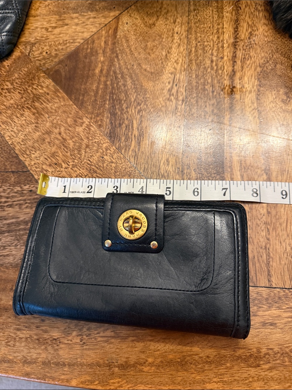 Marc Jacobs Black Leather Wallet with Gold Turnlock